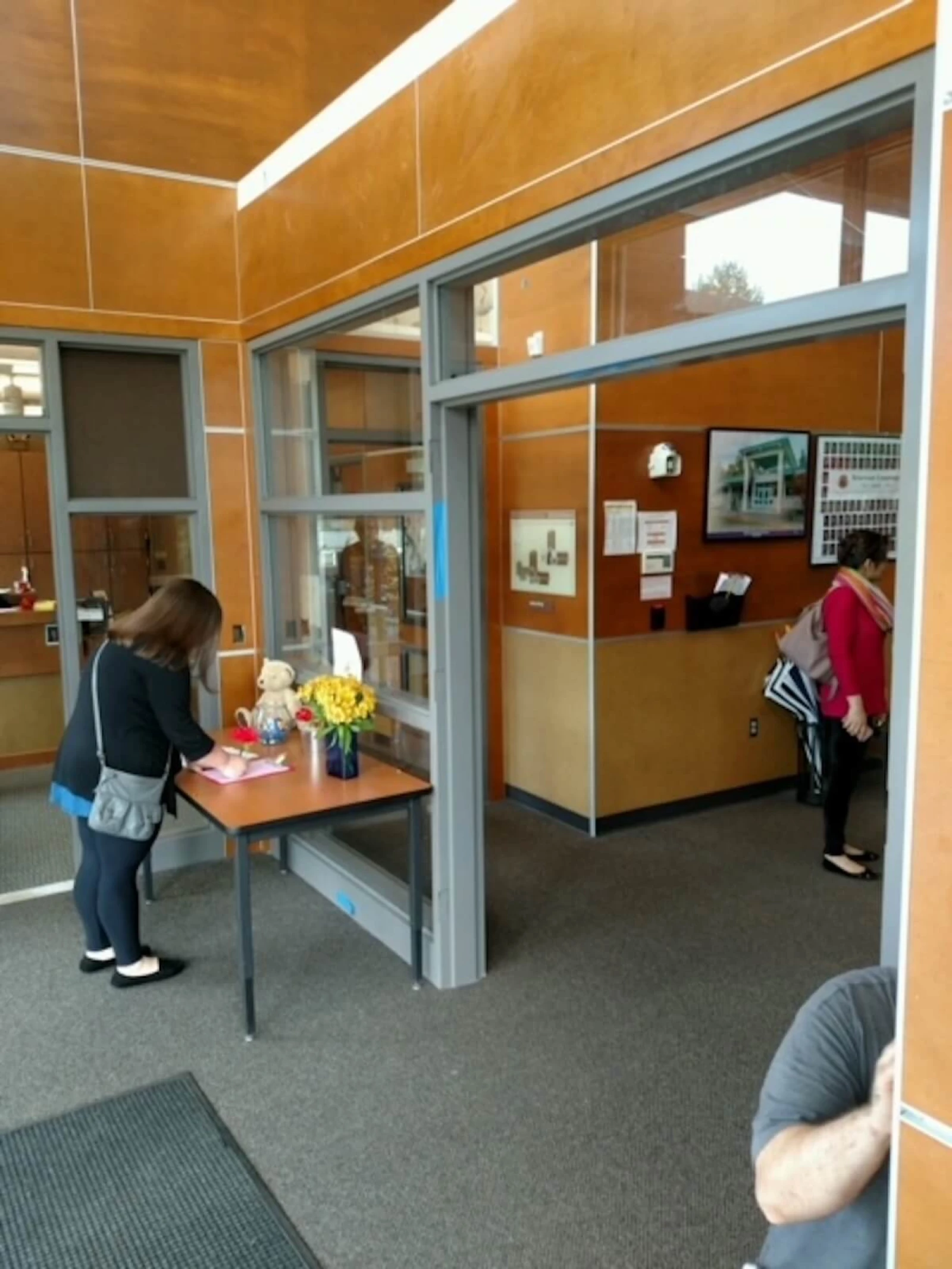 Creekside Elementary Vestibule - Project Gallery #1