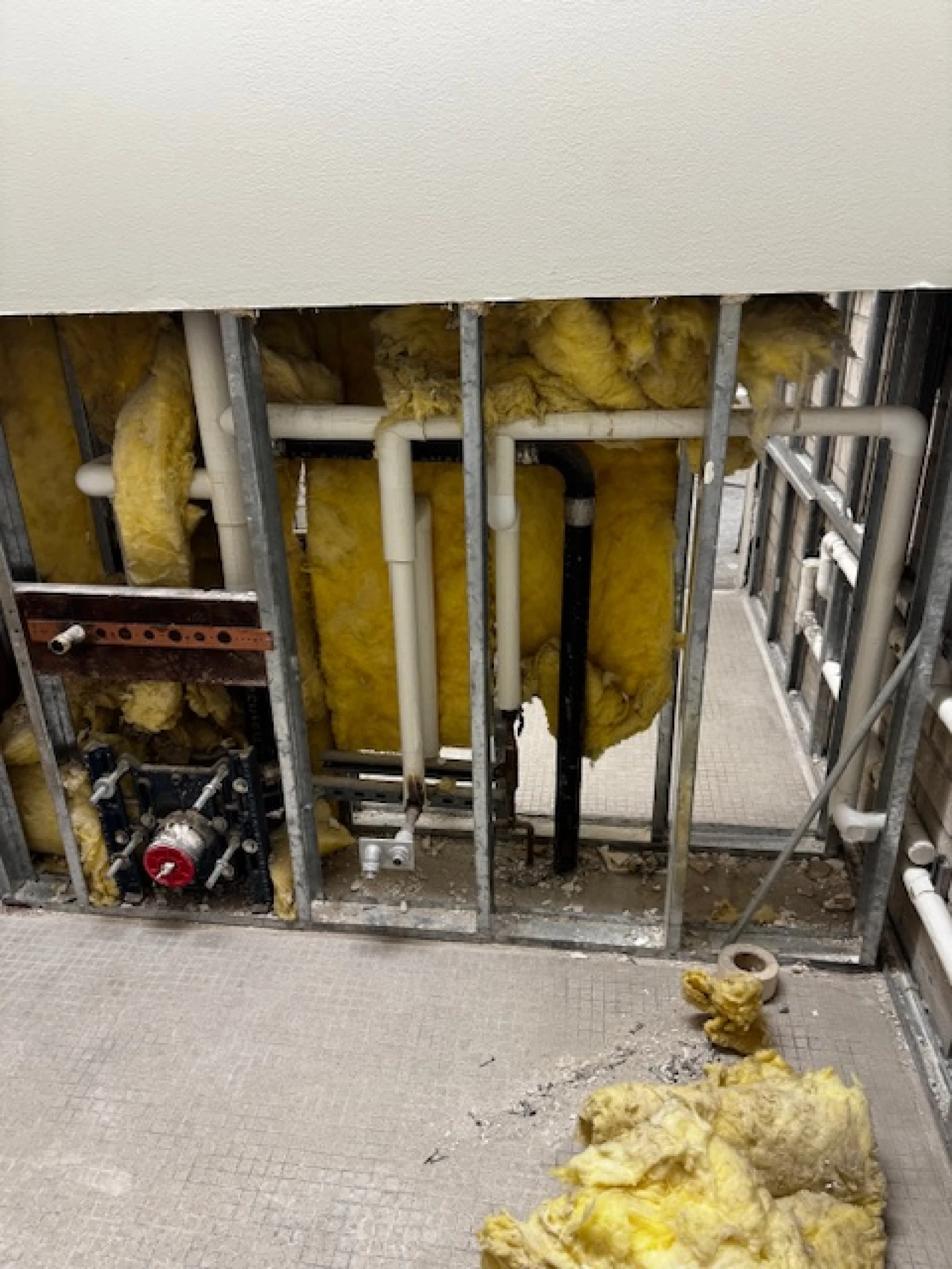 Foster High School & Showalter Middle School Locker Room Remodels - Project Gallery #10